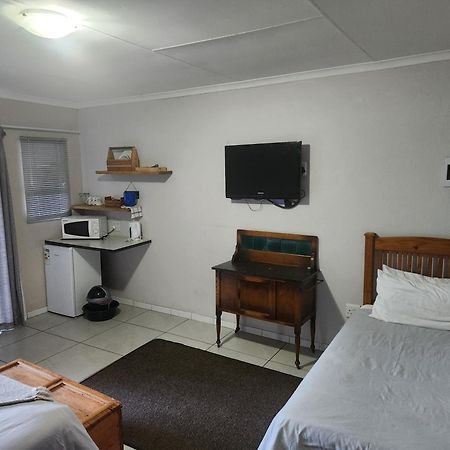 Mimosa Guesthouse Colesberg Eksteriør bilde
