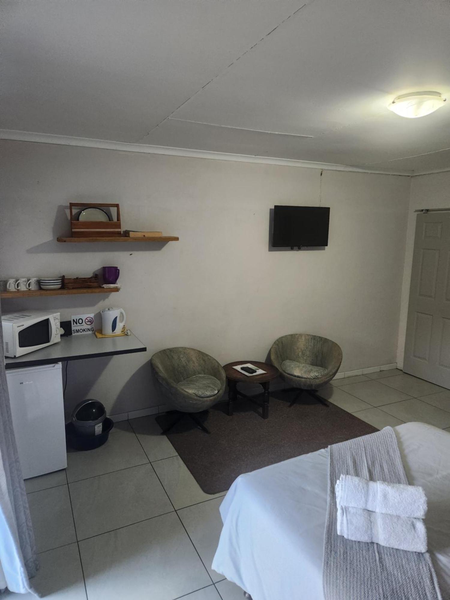Mimosa Guesthouse Colesberg Eksteriør bilde